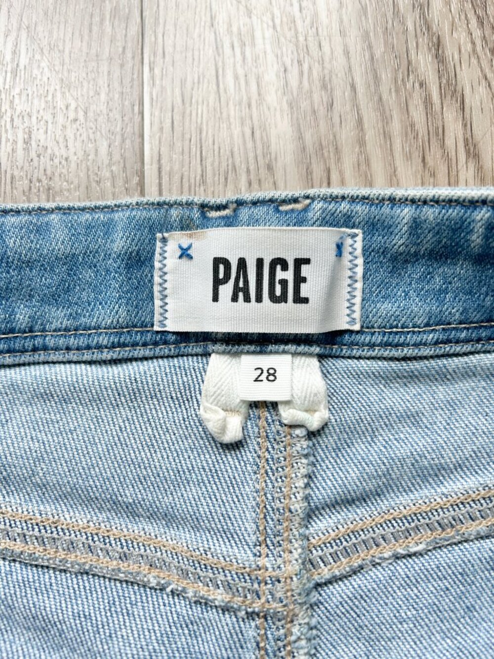 Paige Anessa High Rise Wide Leg Jean Light Wash in Sunnie Distressed Size 28 - Picture 7 of 14